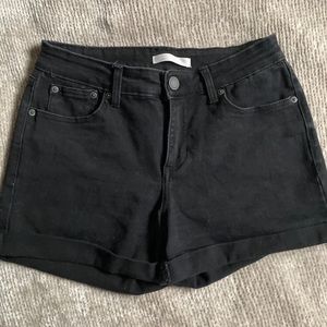 🦋black denim shorts🦋